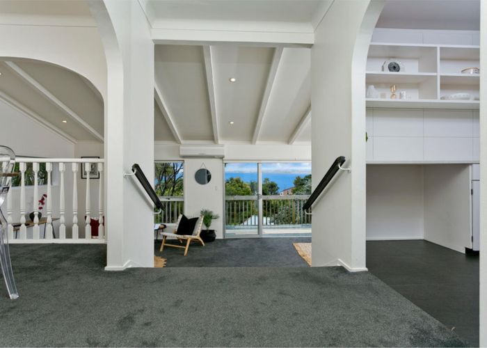  at 79 Hadfield Street, Beach Haven, Auckland