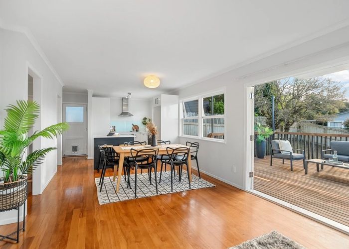  at 8 Beswick Place, Birkdale, North Shore City, Auckland