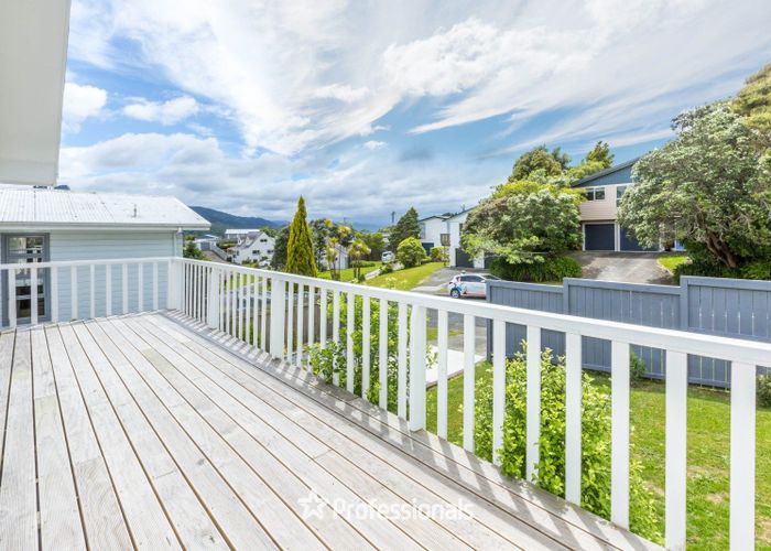  at 8 Robson Street, Stokes Valley, Lower Hutt, Wellington