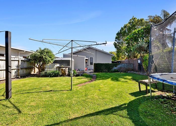  at 17 Massey Street, Westown, New Plymouth, Taranaki