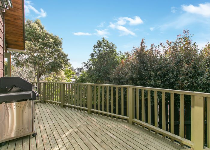  at 2/245 Sturges Road, Henderson, Auckland