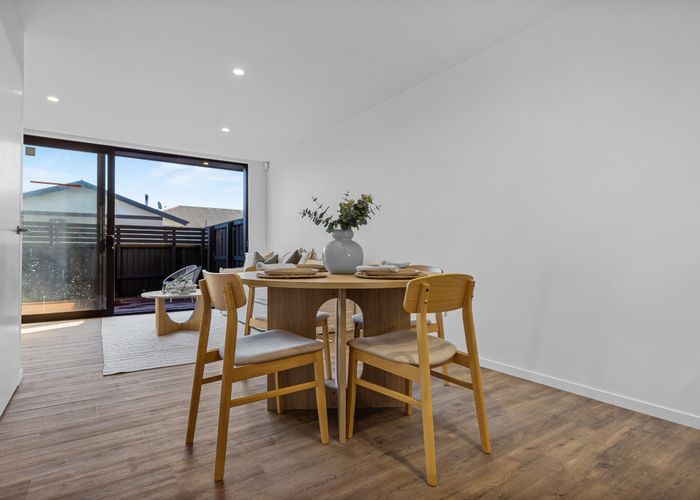  at 1/102 Warrington Street, Edgeware, Christchurch City, Canterbury