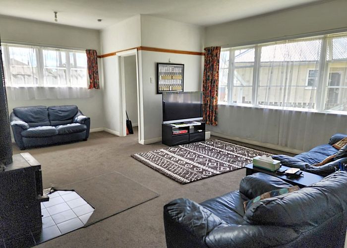  at 11 Kerr Avenue, Cobden, Greymouth