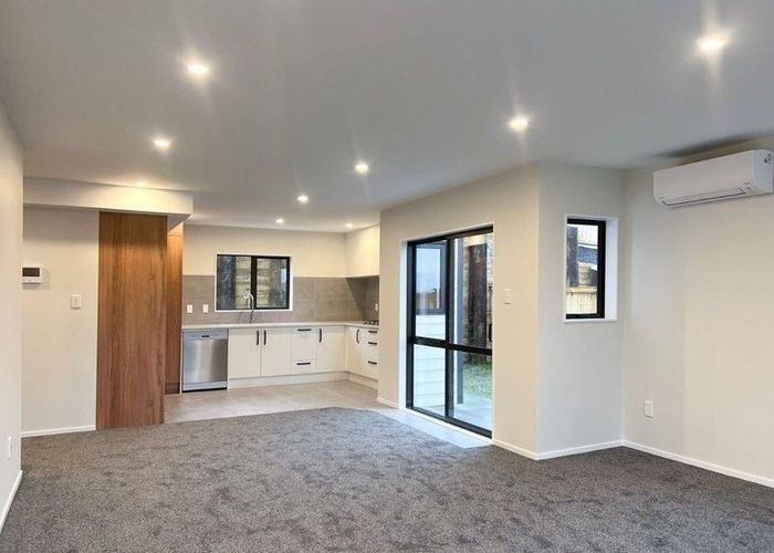  at 33 Korihi Drive, Swanson, Waitakere City, Auckland