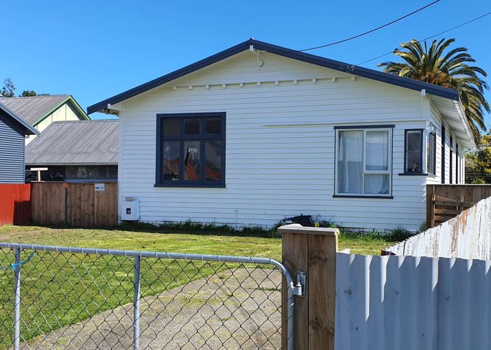  at 1 Brunswick Road, Aramoho, Whanganui