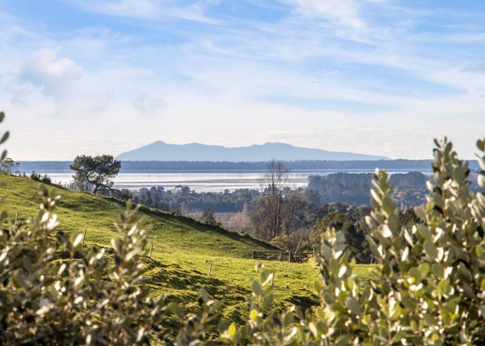  at 60 Hume Road, Aongatete, Katikati