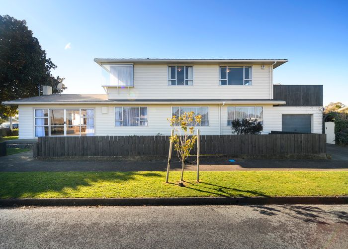 at 1 Hurley Place, Awapuni, Palmerston North
