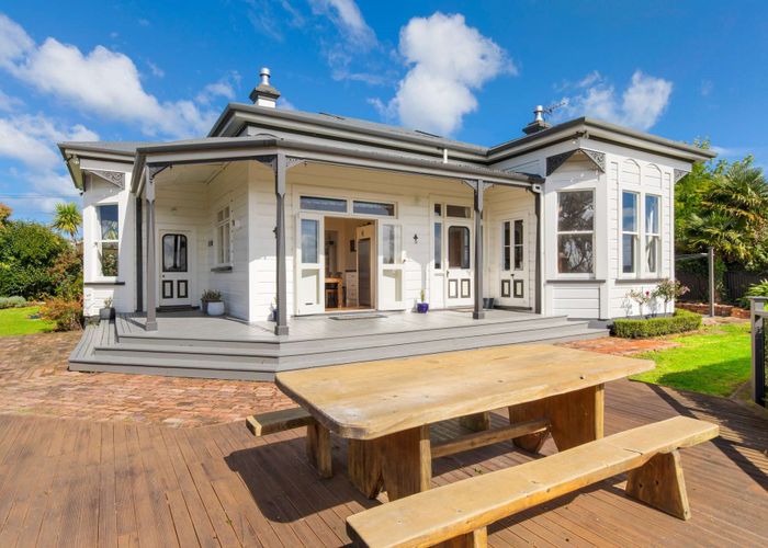  at 11 Stark Street, Durie Hill, Whanganui