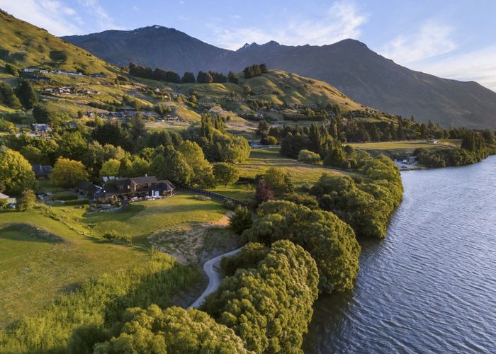  at 9 Arrowtown-Lake Hayes Road, Arrowtown, Queenstown-Lakes, Otago