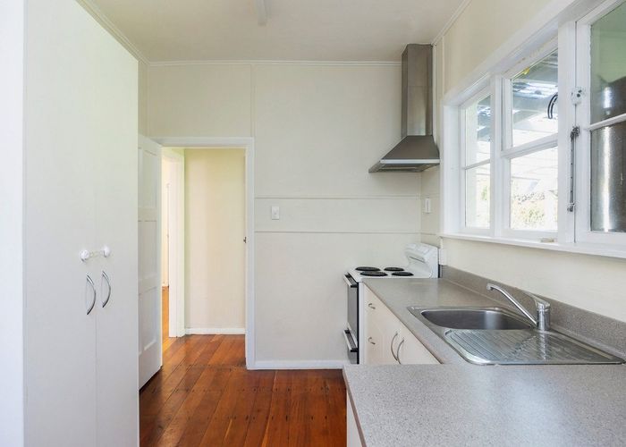  at 6 McCullough Avenue, Three Kings, Auckland City, Auckland