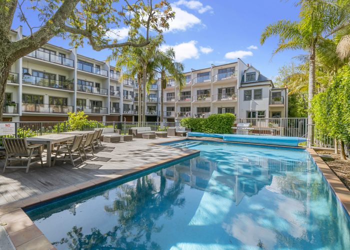  at 2/177 Hurstmere Road, Takapuna, North Shore City, Auckland