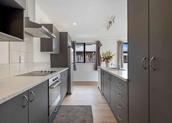  at 215A Fox Street, Hamilton East, Hamilton, Waikato