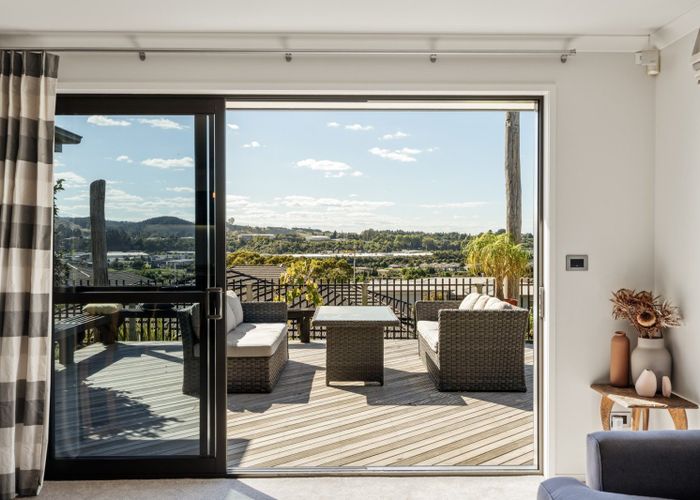  at 21 Benmore Crescent, Pyes Pa, Tauranga