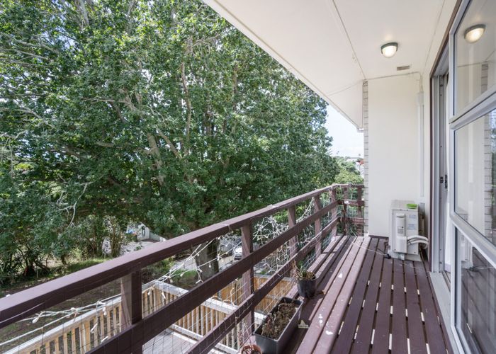  at 2/8 Ballin Street, Ellerslie, Auckland