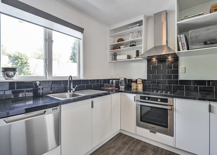  at 201A Kenilworth Road, Mayfair, Hastings