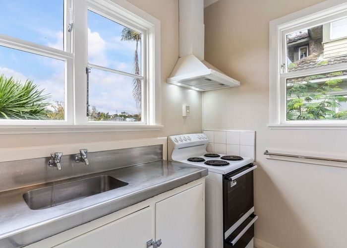  at 77 Kurahaupo Street, Orakei, Auckland City, Auckland