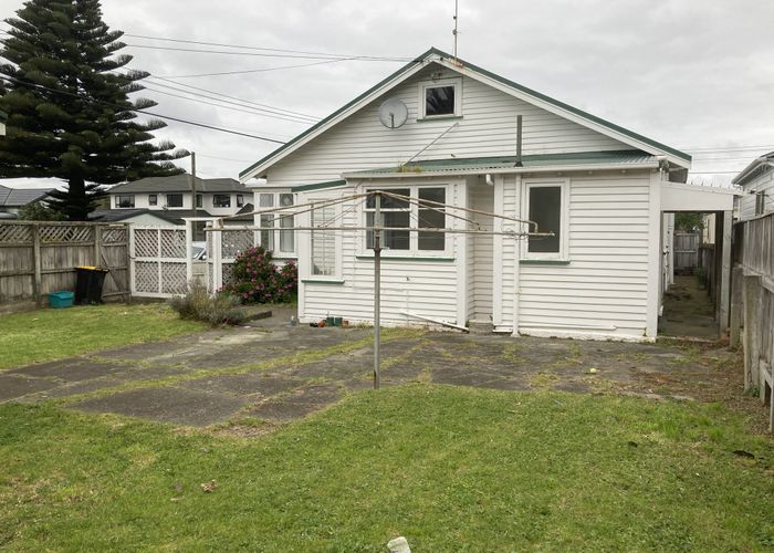  at 88 Freyberg Street, Lyall Bay, Wellington