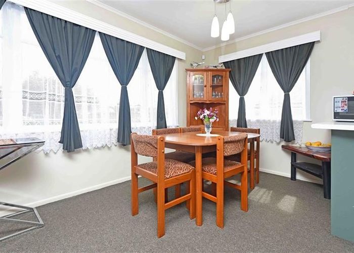  at 2A Barrie Avenue, Papatoetoe, Manukau City, Auckland