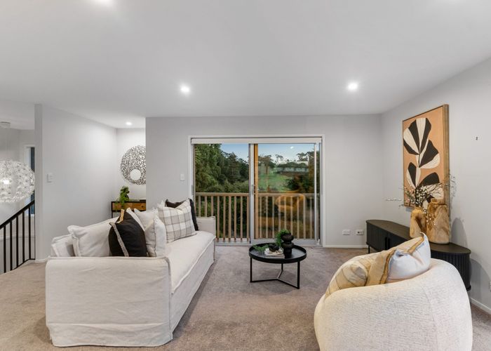  at 1/98 Park Rise, Campbells Bay, North Shore City, Auckland