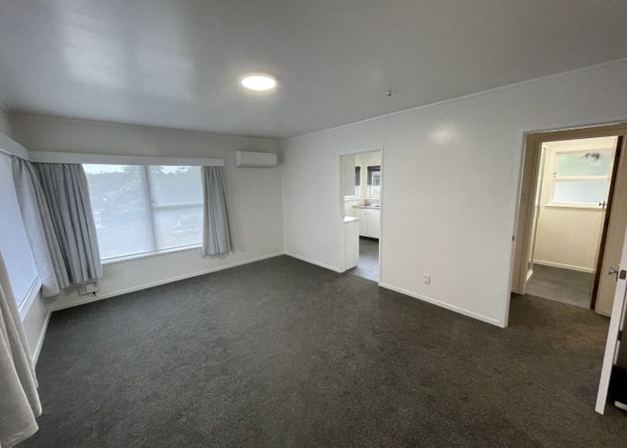  at 2/39 Eban Ave, Hillcrest, North Shore City, Auckland