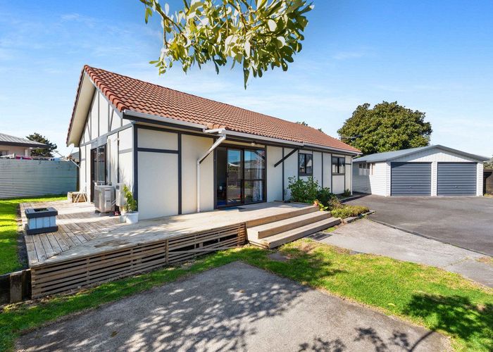  at 9B Lyn Grove, Papamoa Beach, Tauranga, Bay Of Plenty