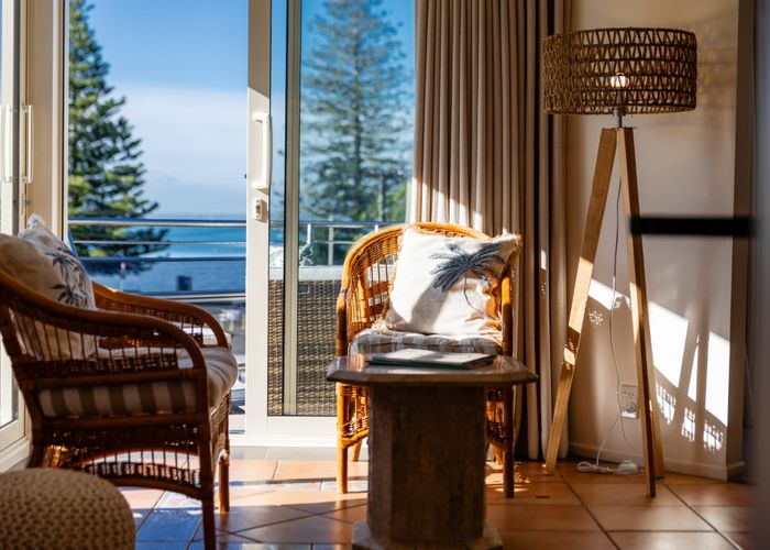 at 3 Valley Road, Browns Bay, North Shore City, Auckland