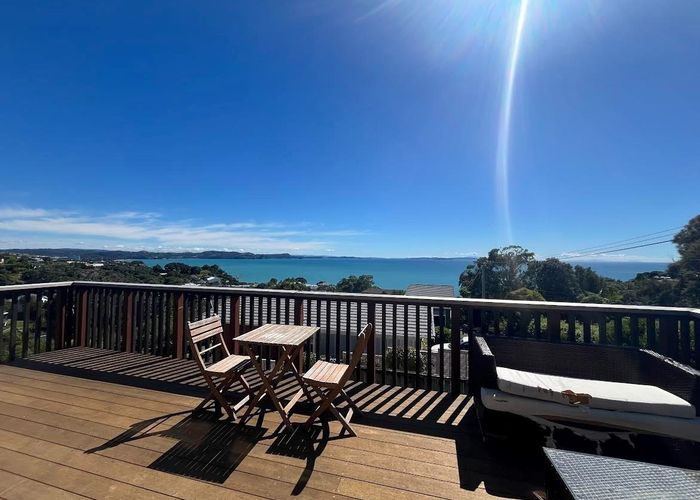  at 10 Vipond Road, Stanmore Bay, Whangaparaoa
