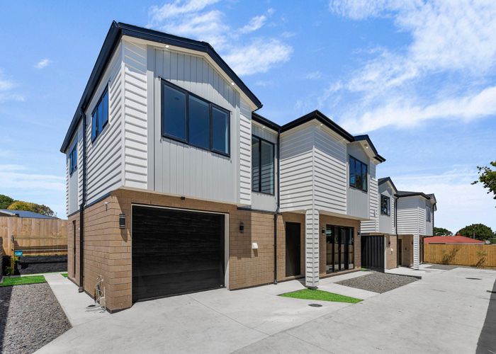  at 2/12 Mcleod Road, Weymouth, Weymouth, Manukau City, Auckland