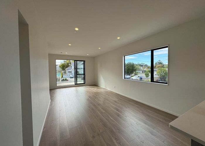  at 1 Fantail Place, Avondale, Auckland