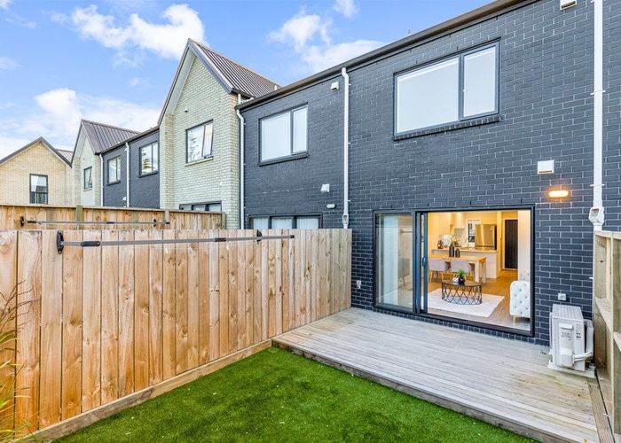  at 20/125B Metcalfe Road, Ranui, Waitakere City, Auckland