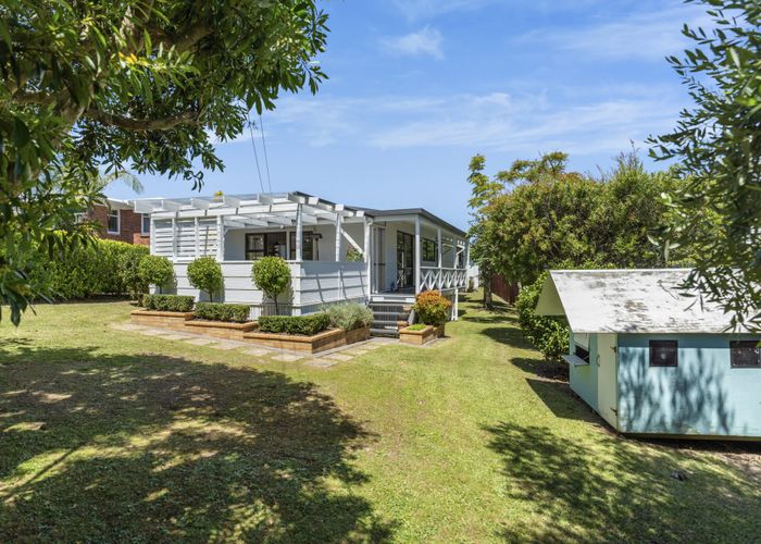  at 28 Heaphy Street, Blockhouse Bay, Auckland