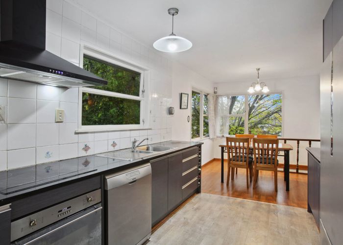 at 33 Nevada Avenue, Pakuranga Heights, Manukau City, Auckland