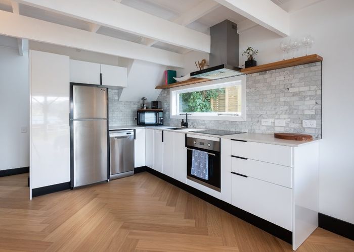  at 90 Evans Bay Parade, Roseneath, Wellington, Wellington