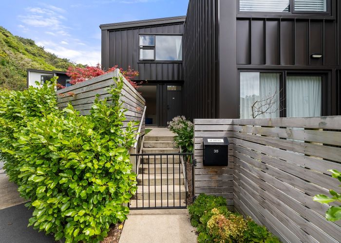  at 35 Rua Kai Way, Brooklyn, Wellington, Wellington