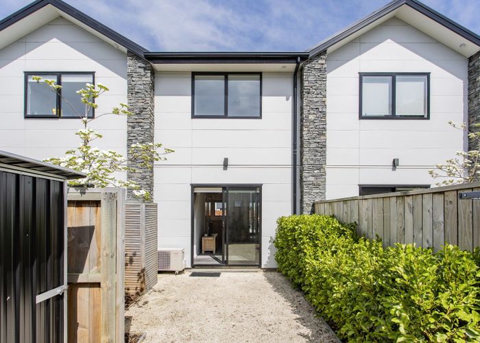  at 8/70 Brockworth Place, Riccarton, Christchurch