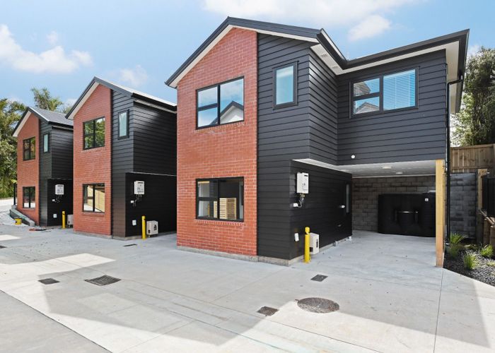  at 1/27 Maeroa Road, Beerescourt, Hamilton, Waikato