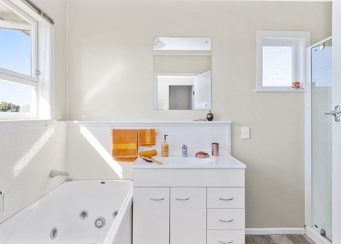  at 11 Carlyon Road, Oueroa, Waipukurau