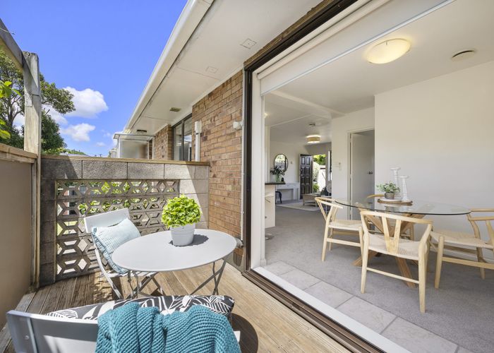  at 2/37 Peek Street, Ellerslie, Auckland City, Auckland