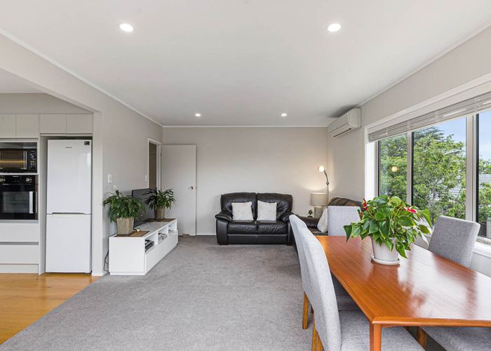  at 2/33 Swainston Road, St Johns, Auckland