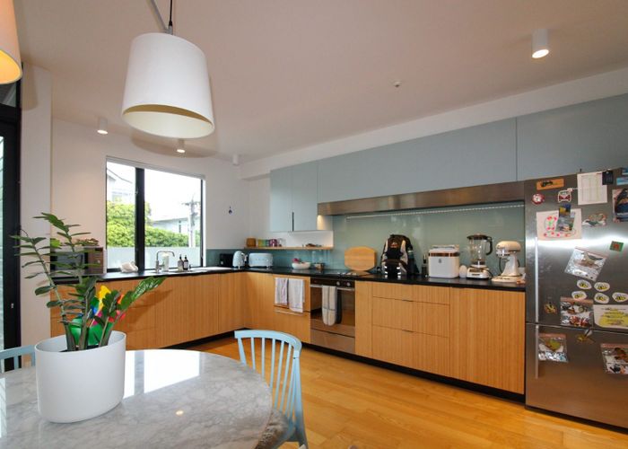  at 3/76 Brougham St (Zavos Cnr), Mount Victoria, Wellington, Wellington