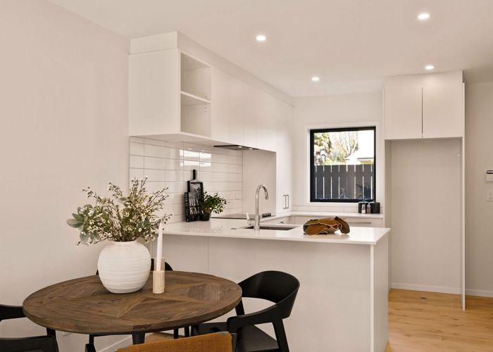  at 7/721 Te Atatu Road, Te Atatu Peninsula, Waitakere City, Auckland