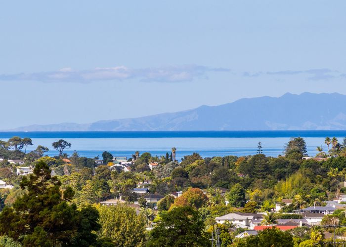  at 3 Idyll Place, Northcross, North Shore City, Auckland