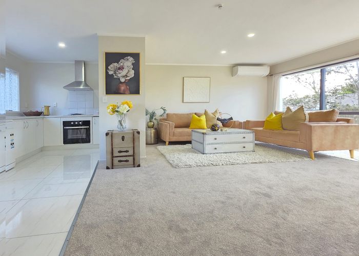  at 1/5 John Jennings Drive, Albany, North Shore City, Auckland