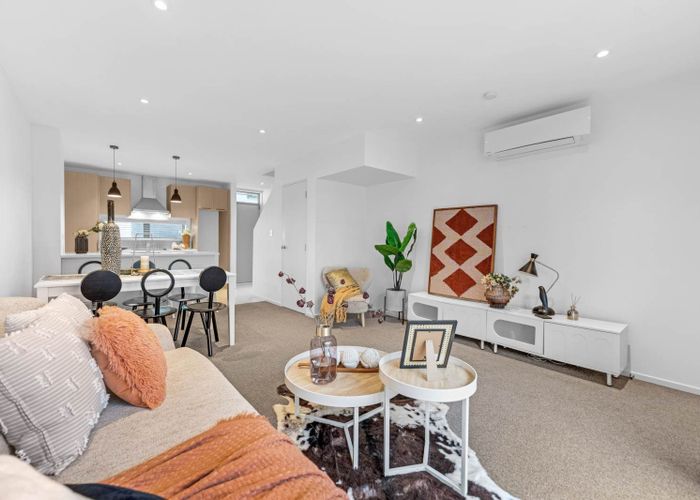  at 5/2B Walsall Street, Avondale, Auckland City, Auckland