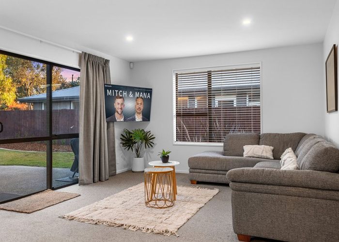  at 12 Mervyn Drive, Avondale, Christchurch