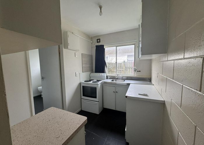  at 2/12 Wood Street, Wallaceville, Upper Hutt, Wellington