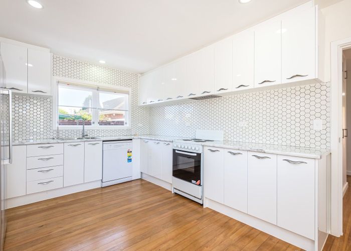  at 82 Main North Road, Papanui, Christchurch