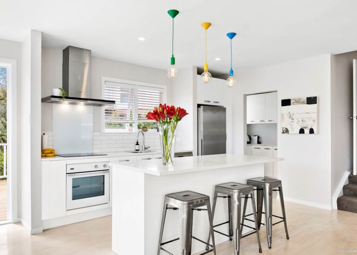  at 22 Stott Avenue, Birkdale, Auckland