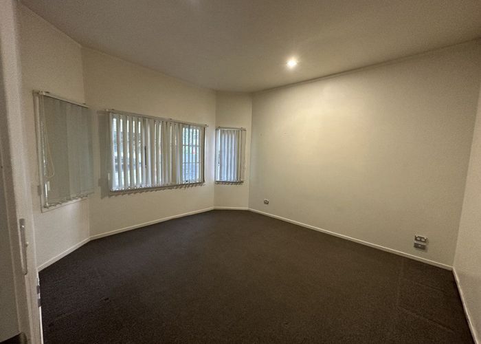  at 54 Lynwood Road, New Lynn, Waitakere City, Auckland