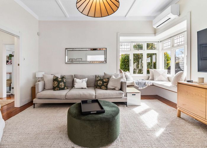  at 18 Waitomo Avenue , Mount Eden, Auckland